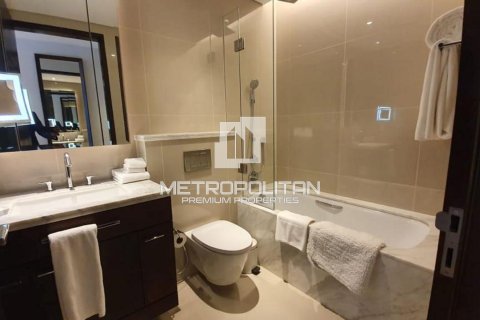 Apartment in The Address Sky View Towers, Downtown Dubai (Downtown Burj Dubai), Dubai 3 bedrooms, 225 sq.m. № 7190 - photo 7