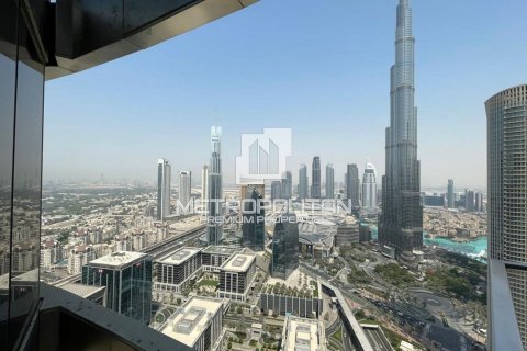 Apartment in The Address Sky View Towers, Downtown Dubai (Downtown Burj Dubai), Dubai 3 bedrooms, 225 sq.m. № 7190 - photo 1