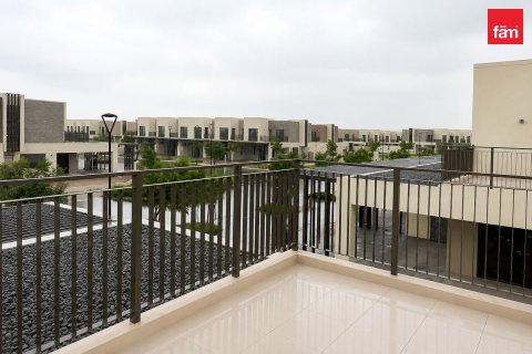 Townhouse in Dubai 4 bedrooms, 216.2 sq.m. № 123728 - photo 6