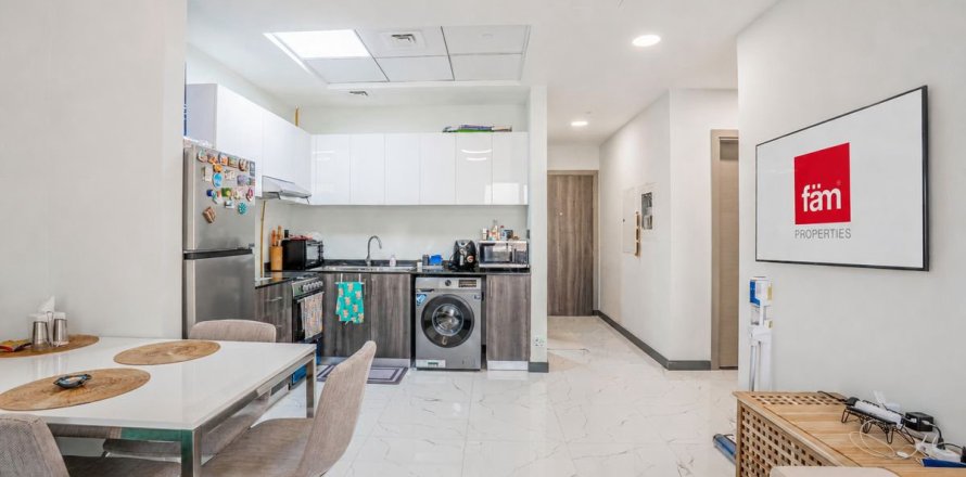 Appartement à Dubai, 2 chambres, 71.8 m², № 123730