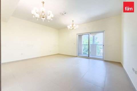 Villa in Dubai 5 bedrooms, 450 sq.m. № 123729 - photo 14