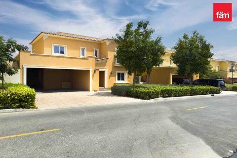 Villa in Dubai 5 bedrooms, 450 sq.m. № 123729 - photo 4