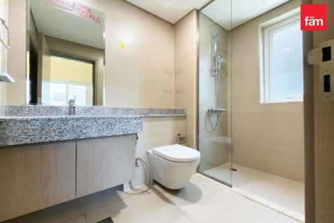 Villa in Dubai 5 bedrooms, 450 sq.m. № 123729 - photo 28