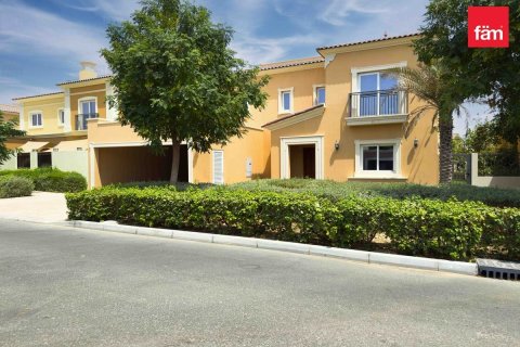 Villa in Dubai 5 bedrooms, 450 sq.m. № 123729 - photo 19