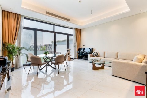 Villa in Al Furjan, Dubai 3 bedrooms, 168 sq.m. № 41713 - photo 3