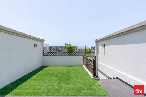 Villa in Al Furjan, Dubai 3 bedrooms, 168 sq.m. № 41713 - photo 13