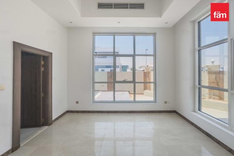 Villa en Dubai, 6 dormitorios, 456.3 m², № 41706 - foto 19