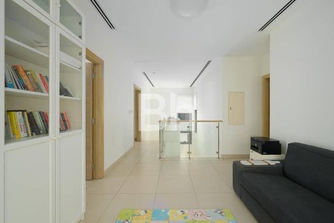 Villa en Dubai Hills Estate, Dubai, 4 dormitorios, 325 m², № 22032 - foto 17