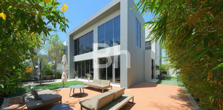 Villa en Dubai Hills Estate, Dubai, 4 dormitorios, 325 m², № 22032