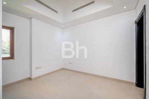 Снять в аренду виллу в Al Furjan, Дубай: 5 спален, 600м², № 22035 - фото 12