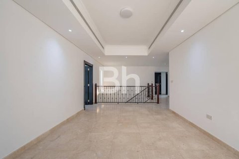 Снять в аренду виллу в Al Furjan, Дубай: 5 спален, 600м², № 22035 - фото 10
