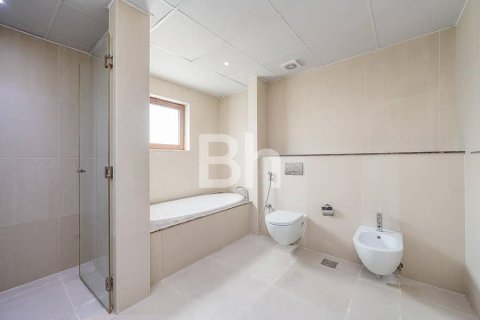 Снять в аренду виллу в Al Furjan, Дубай: 5 спален, 600м², № 22035 - фото 20