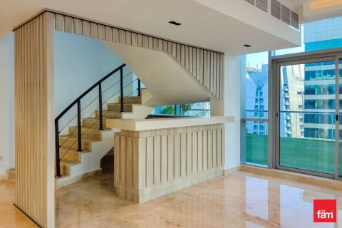 Ático en Dubai, 4 dormitorios, 348.9 m², № 77673 - foto 11