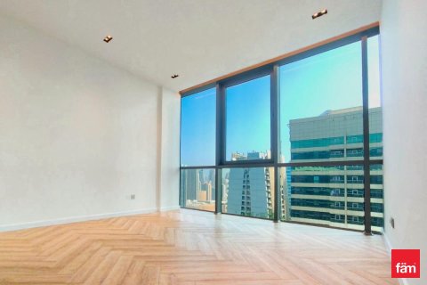 Ático en Dubai, 4 dormitorios, 348.9 m², № 77673 - foto 2