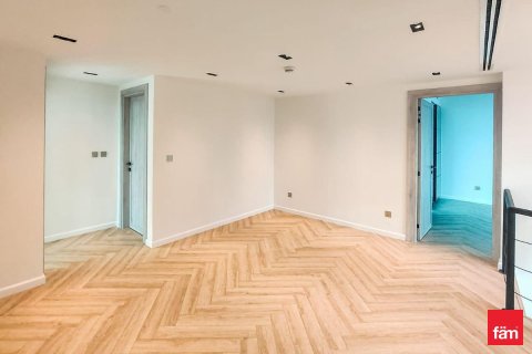 Ático en Dubai, 4 dormitorios, 348.9 m², № 77673 - foto 5