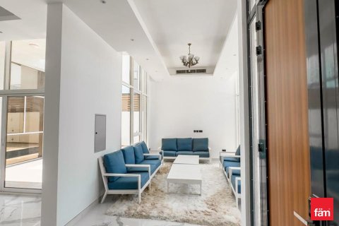 Apartment in Dubai 5 bedrooms, 464.8 sq.m. № 77677 - photo 12