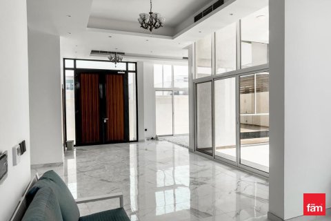 Apartment in Dubai 5 bedrooms, 464.8 sq.m. № 77677 - photo 6