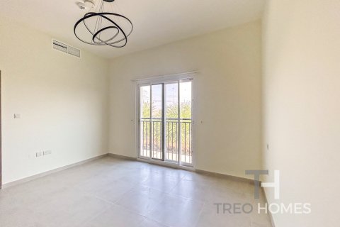 Townhouse in Dubai 2 bedrooms, 166 sq.m. № 16822 - photo 8