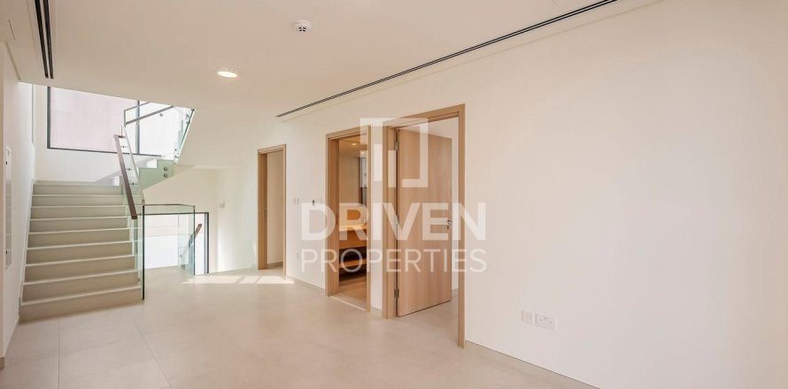 Villa en Arabian Ranches 3, Dubai, 4 dormitorios, 381 m², № 87077