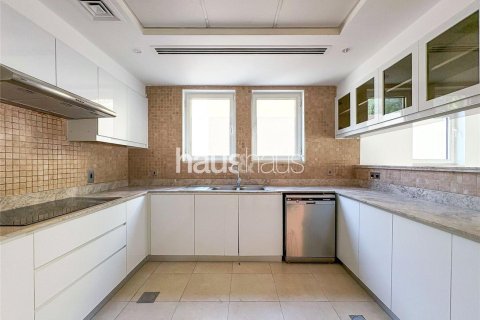 Villa à Jumeirah Park, Dubai, 3 chambres, 285 m², № 44477 - photo 2
