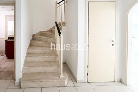 Villa in The Springs, Dubai 2 bedrooms, 153 sq.m. № 44484 - photo 2