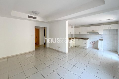Villa in The Springs, Dubai 2 bedrooms, 153 sq.m. № 44484 - photo 3