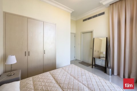 Villa in Dubai 3 bedrooms, 306.2 sq.m. № 109327 - photo 4