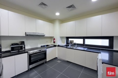 Villa in Dubai 3 bedrooms, 306.2 sq.m. № 109327 - photo 14