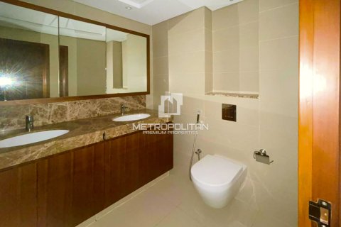 Apartment in Vida Residence, The Hills, Dubai 3 bedrooms, 185 sq.m. № 14616 - photo 5