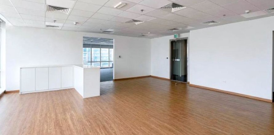 Office in Dubai 120 sq.m. № 135148