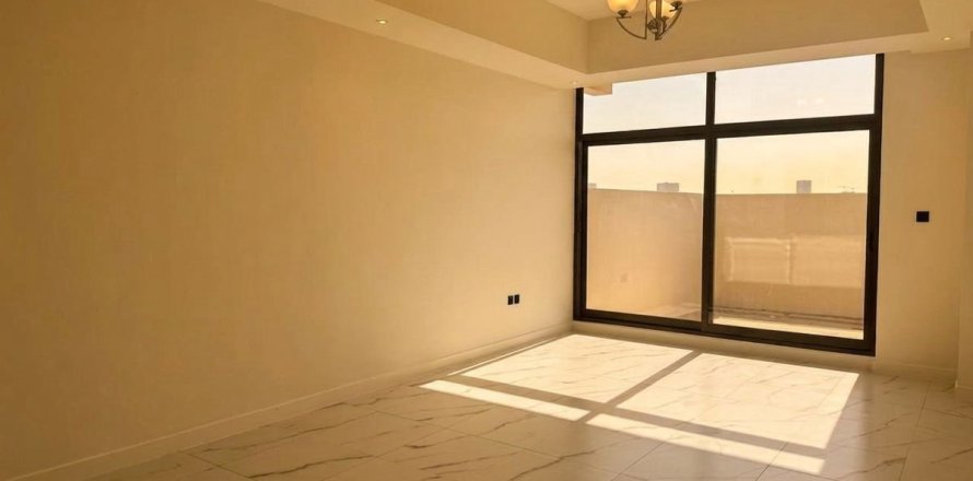 Adosado en Dubai, 4 dormitorios, 187.2 m², № 135145