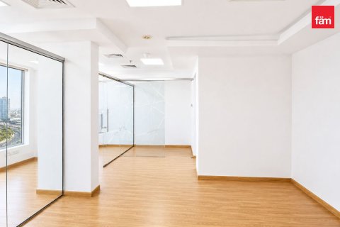 Офис в Аль-Барше, Дубай, 64м², № 135149