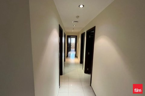 Снять в аренду квартиру в Arjan, Дубай: 3 спальни, 186.9м², № 90193 - фото 3