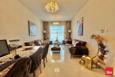 Купить квартиру в Дубае: 3 спальни, 185м², № 90196 - фото 2