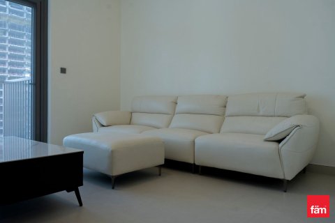 Снять в аренду квартиру в Дубае: 2 спальни, 132.4м², № 90198 - фото 17