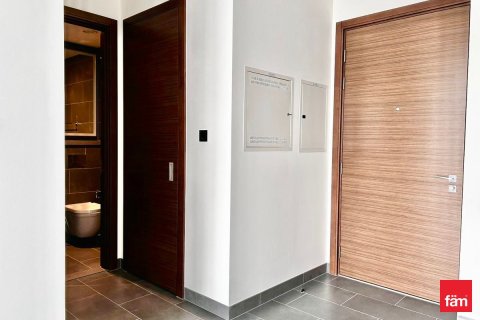 Купить квартиру в Дубае: 2 спальни, 76.2м², № 72181 - фото 12