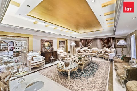Villa en Al Barsha, Dubai, 10 dormitorios, 1393.5 m², № 72180 - foto 6