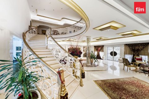Villa en Al Barsha, Dubai, 10 dormitorios, 1393.5 m², № 72180 - foto 10