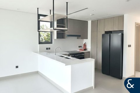 Villa in Tilal Al Ghaf, Dubai 5 bedrooms, 317 sq.m. № 98861 - photo 2