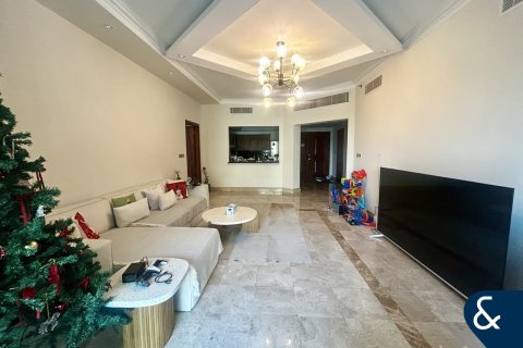 Apartment in The Fairmont Palm Residences, Palm Jumeirah, Dubai 2 bedrooms, 160 sq.m. № 98859 - photo 10