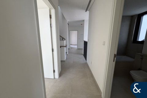 Villa in Mudon, Dubai 4 bedrooms, 244 sq.m. № 98789 - photo 9