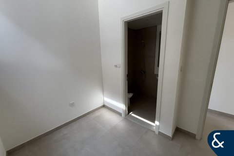 Villa in Mudon, Dubai 4 bedrooms, 244 sq.m. № 98789 - photo 8