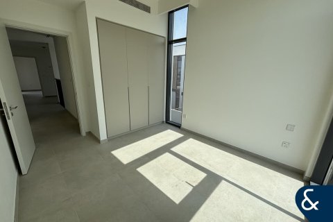 Villa in Mudon, Dubai 4 bedrooms, 244 sq.m. № 98789 - photo 12