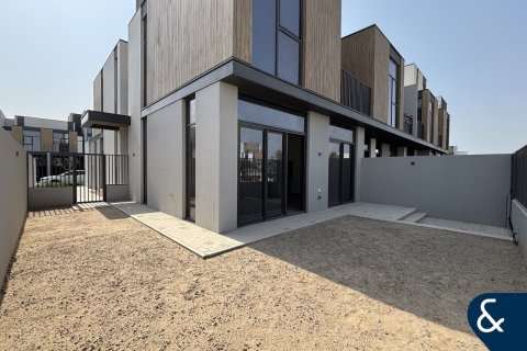 Villa in Mudon, Dubai 4 bedrooms, 244 sq.m. № 98789 - photo 5