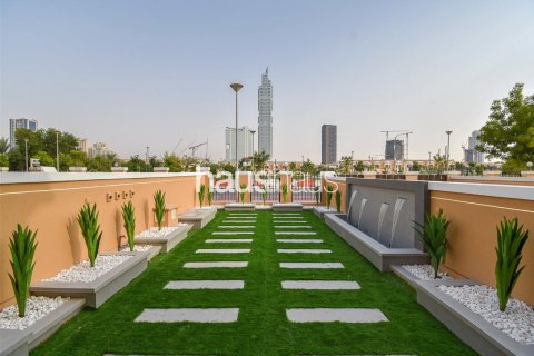 Adosado en Jumeirah Village Triangle, Dubai, 2 dormitorios, 152 m², № 43825 - foto 1