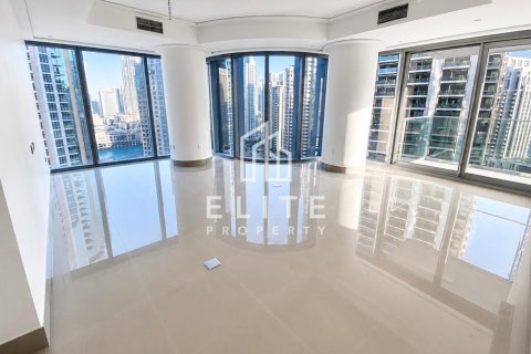 Appartement à Dubai, 2 chambres, 156 m², № 121649