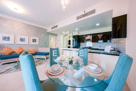 Appartement à Dubai, 2 chambres, 127 m², № 121711