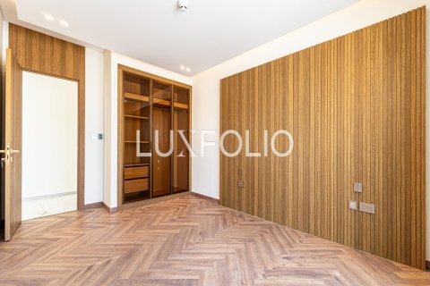 Купить таунхаус в Джумейра Гольф Эстейтс, Дубай: 3 спальни, 279м², № 45543 - фото 3