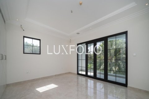 Villa en Jumeirah Golf Estates, Dubai, 6 dormitorios, 1326 m², № 45542 - foto 27