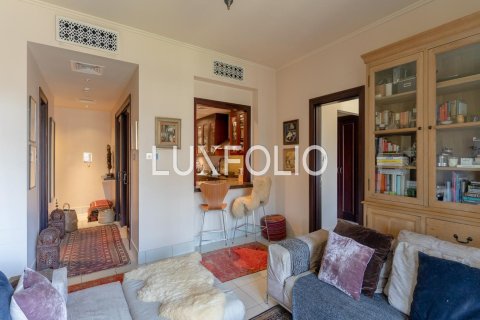 Appartement à Old Town, Dubai, 1 chambre, 90 m², № 45538 - photo 1